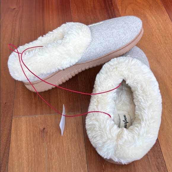 NWT Dearfoams slippers - Picture 6 of 6